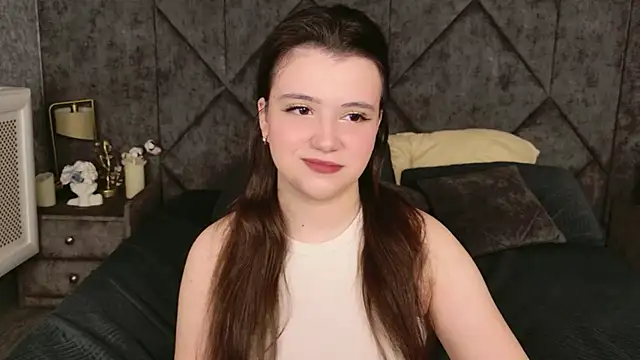 Pauline Heaven online show from 11.26.25