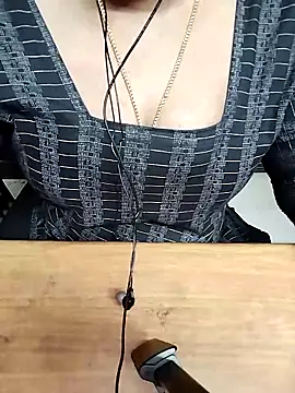 Tamil Radha online show from 11.16.25