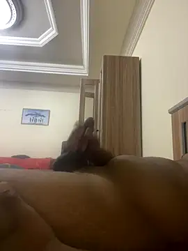 moira xz online show from 10.18.25