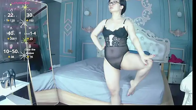 LucianaMe online show from 03.10.25