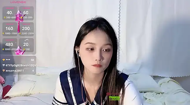 xunian71O online show from 02.10.25