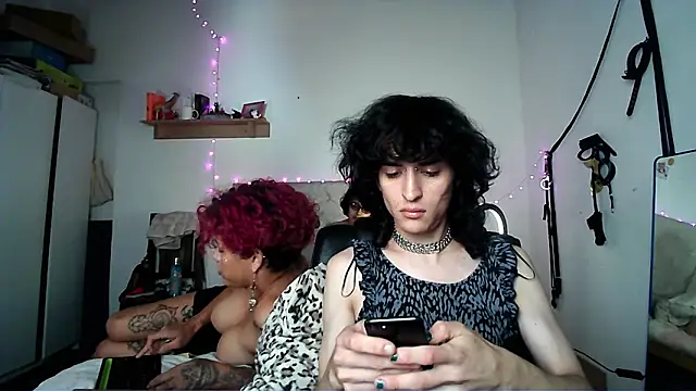 Penygirl online show from 11.30.25