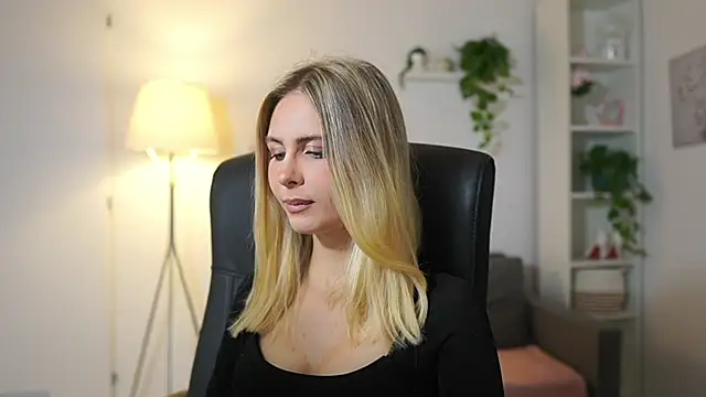 catecrago  online show from 11.05.25