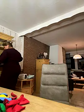 Snapshot of Lars-Lola chatting on 10.27.25 Lars-Lola online show from 10.27.25