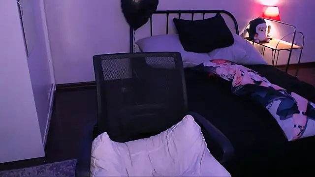 rennnuts online show from 10.15.25