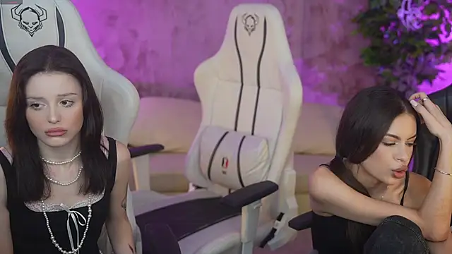 Milana angell online show from 02.25.25