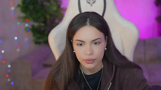 Milana angell online show from 03.21.25