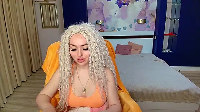 MissisCaty online show from 11.04.25