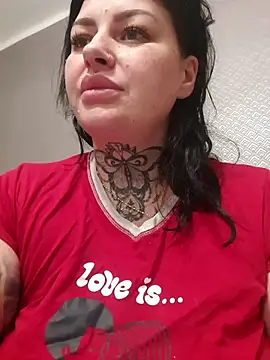 CannabisQueenn online show from 11.30.25