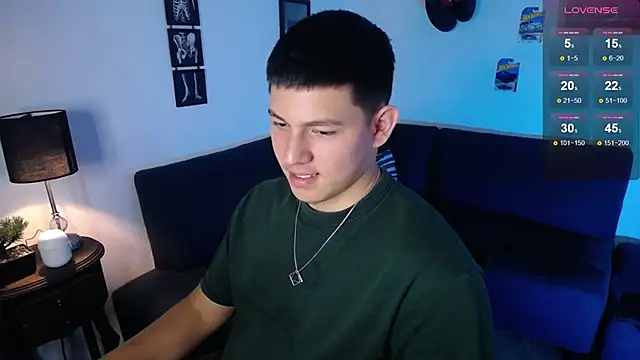 JamesCr  online show from 04.16.26