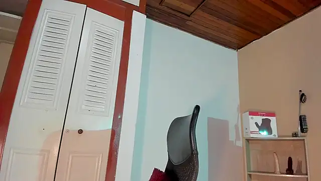 Violetta 0 online show from 10.29.25