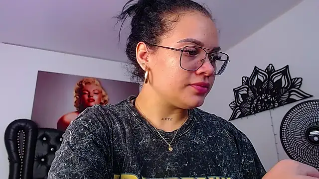 Taliana36 online show from 03.19.25