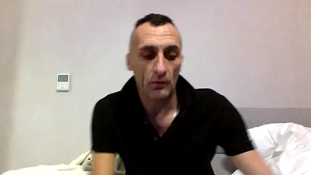 ANGELSANTAMARIA- online show from 11.30.25