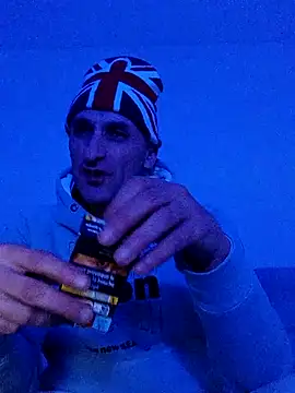 ANGELSANTAMARIA- online show from 12.02.25