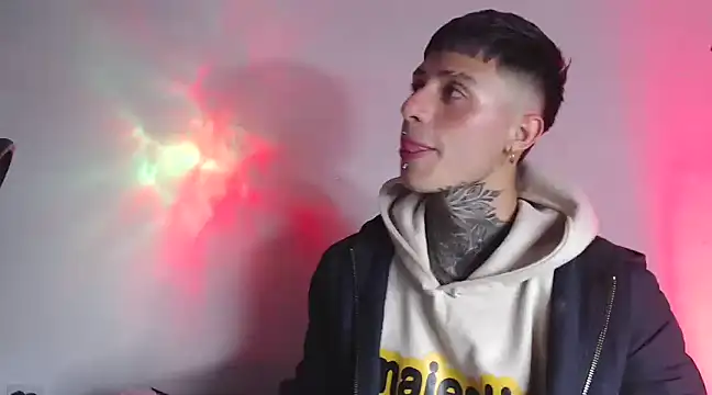 7 Saturno 7 online show from 02.14.25