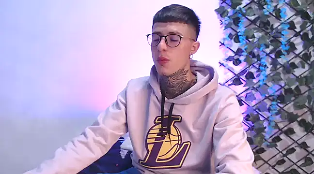 7 Saturno 7 online show from 03.05.25