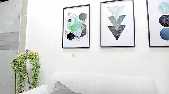 Snapshot of LilibetAndStrong chatting on 02.12.25 LilibetAndStrong online show from 02.12.25