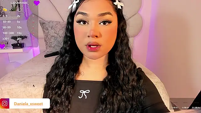 Snapshot of Danielaangelina chatting on 10.01.25 Danielaangelina online show from 10.01.25
