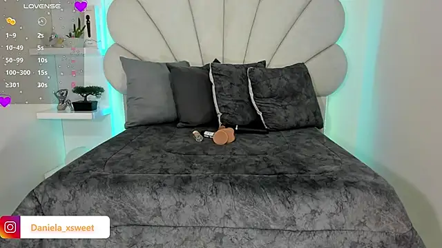 Danielaangelina online show from 02.02.26