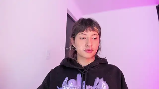 ggor4w33 online show from 12.01.25