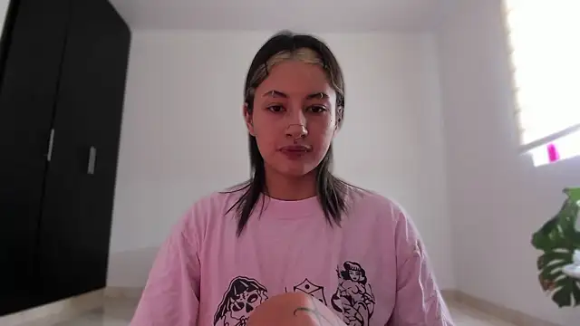 ggor4w33 online show from 03.19.26