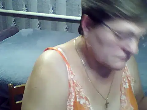 Snapshot of ElzaJewel chatting on 11.24.25 ElzaJewel online show from 11.24.25