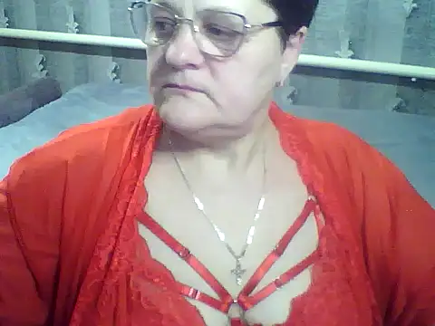 Snapshot of ElzaJewel chatting on 12.22.25 ElzaJewel online show from 12.22.25