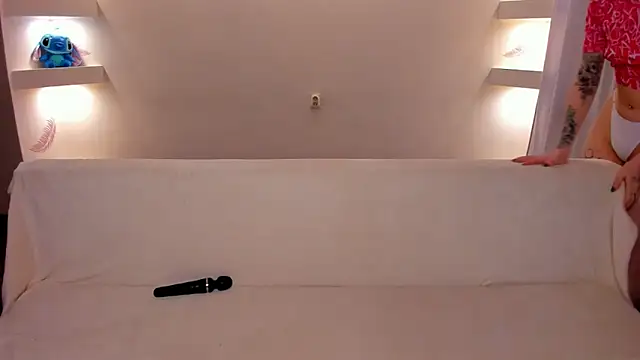 Snapshot of YourMegan chatting on 10.31.25 YourMegan online show from 10.31.25