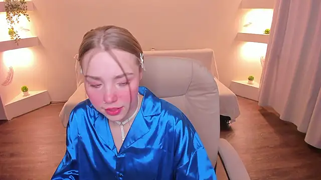 YourMegan online show from 03.03.26