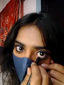 RAYI 01 online show from 03.21.25