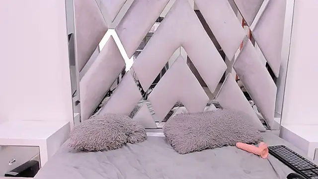 Your Lady Milf online show from 03.08.25