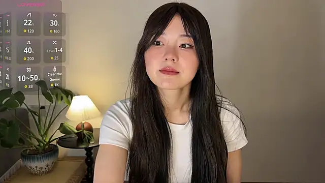 nanaliu6 online show from 04.10.26