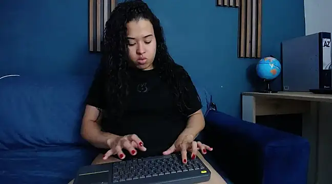 Snapshot of ema_abby chatting on 02.10.25 ema abby online show from 02.10.25