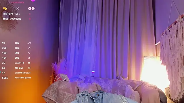 Agatha Mott online show from 03.09.25