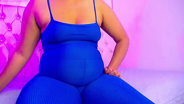 Snapshot of Pamela_Rut_ chatting on 11.21.25 Pamela Rut online show from 11.21.25