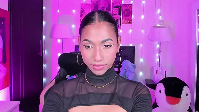 Snapshot of Alissemasiel chatting on 04.07.26 Alissemasiel online show from 04.07.26