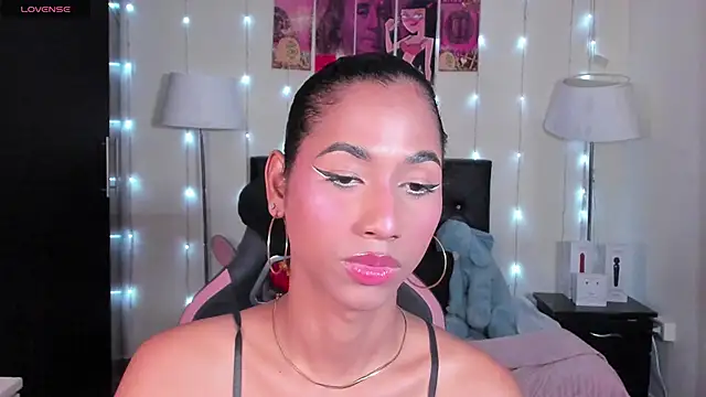 Snapshot of Alissemasiel chatting on 04.10.26 Alissemasiel online show from 04.10.26