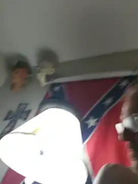 Snapshot of Dara4q chatting on 02.20.25 Dara4q online show from 02.20.25