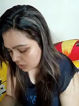 Snapshot of blue-berry07 chatting on 11.04.25 blue-berry07 online show from 11.04.25