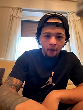 yeiyei oficial online show from 10.16.25