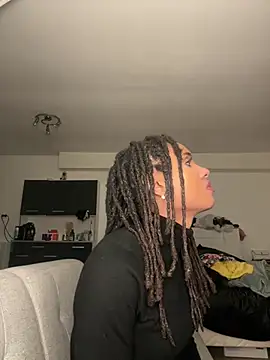 Snapshot of Aurianne chatting on 01.12.26 Aurianne online show from 01.12.26