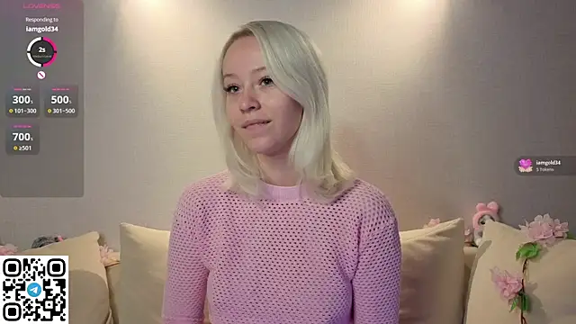 Snapshot of Anadeyaaa chatting on 10.22.25 Anadeyaaa online show from 10.22.25