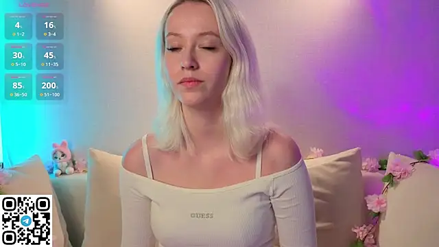 Snapshot of Anadeyaaa chatting on 11.11.25 Anadeyaaa online show from 11.11.25