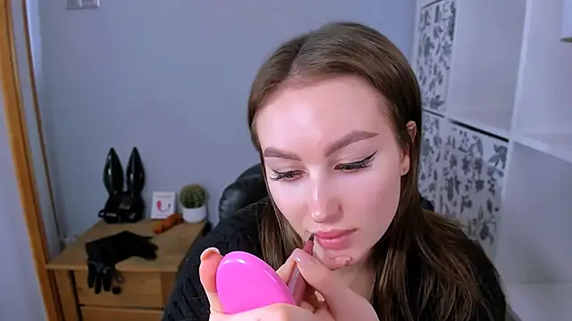 DonnaCam online show from 02.12.26