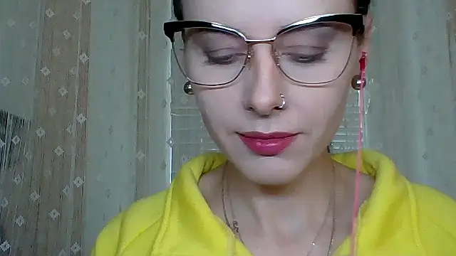 LuminousLady online show from 10.07.25