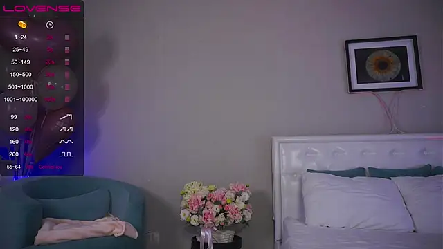 LeaCox  online show from 10.17.25