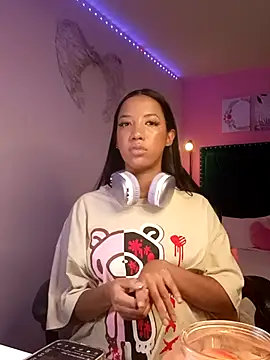 Snapshot of SallyWhitee chatting on 02.08.26 SallyWhitee online show from 02.08.26