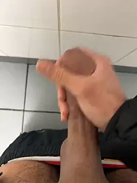 amialiii online show from 02.13.25