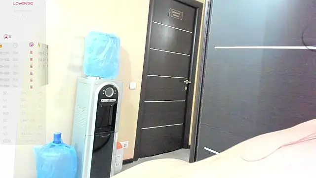 Amely Li1 online show from 03.12.25