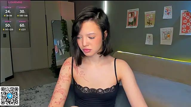 Snapshot of RikoAsada chatting on 03.17.26 RikoAsada online show from 03.17.26